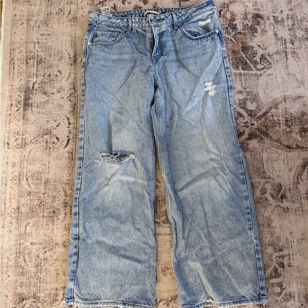 Levi’s low baggy loose fit jeans